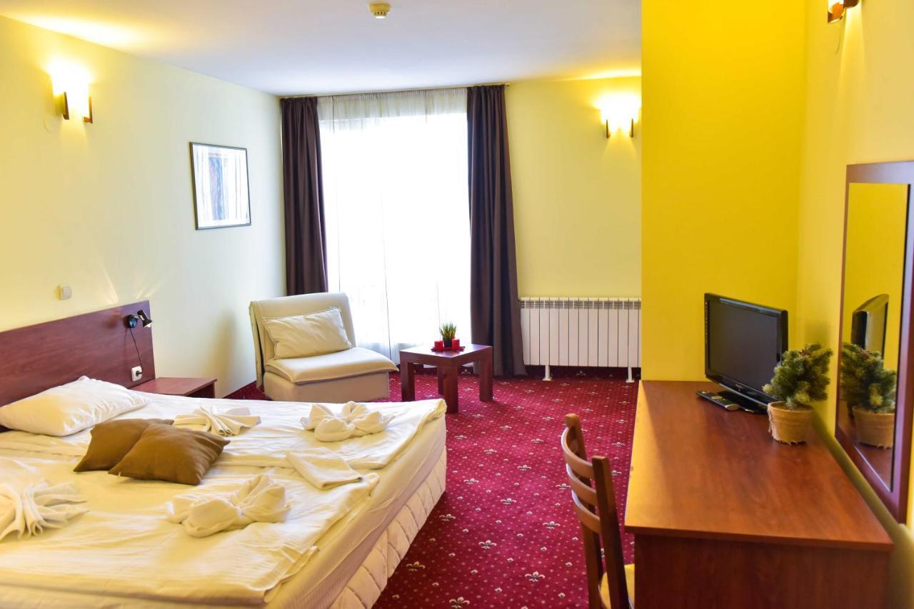 Hotel Bojur & Bojurland Apartment Complex Банско Экстерьер фото