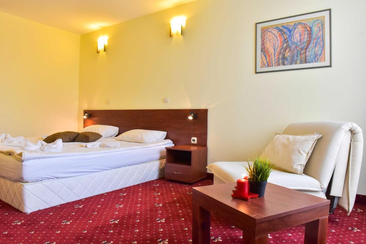 Hotel Bojur & Bojurland Apartment Complex Банско Экстерьер фото